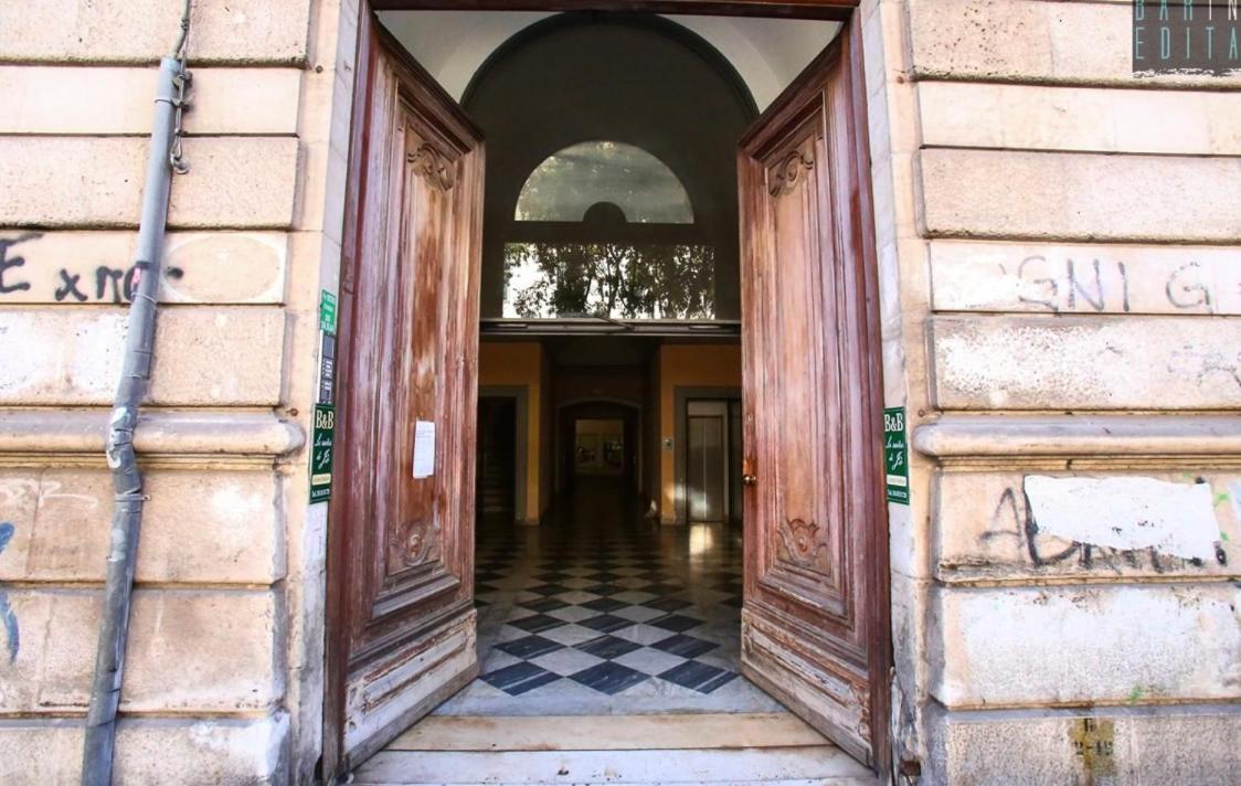 Loft “Cinema Galleria” Apartment Bari Luaran gambar